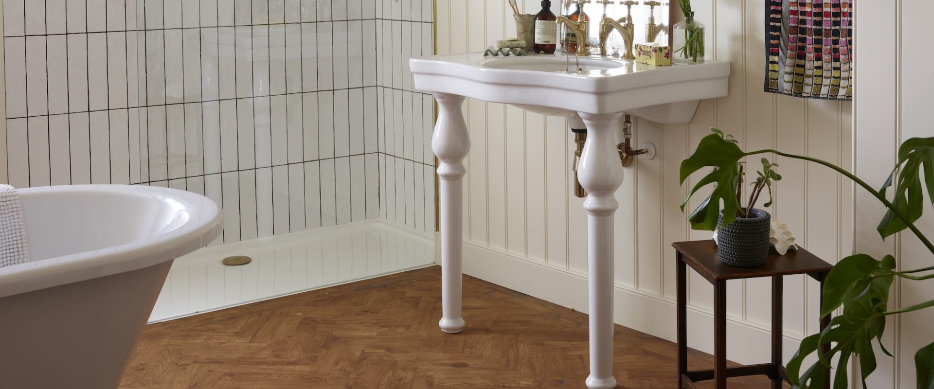 Revitalize Your Space: Effective Ways to Update an Outdated Bathroom